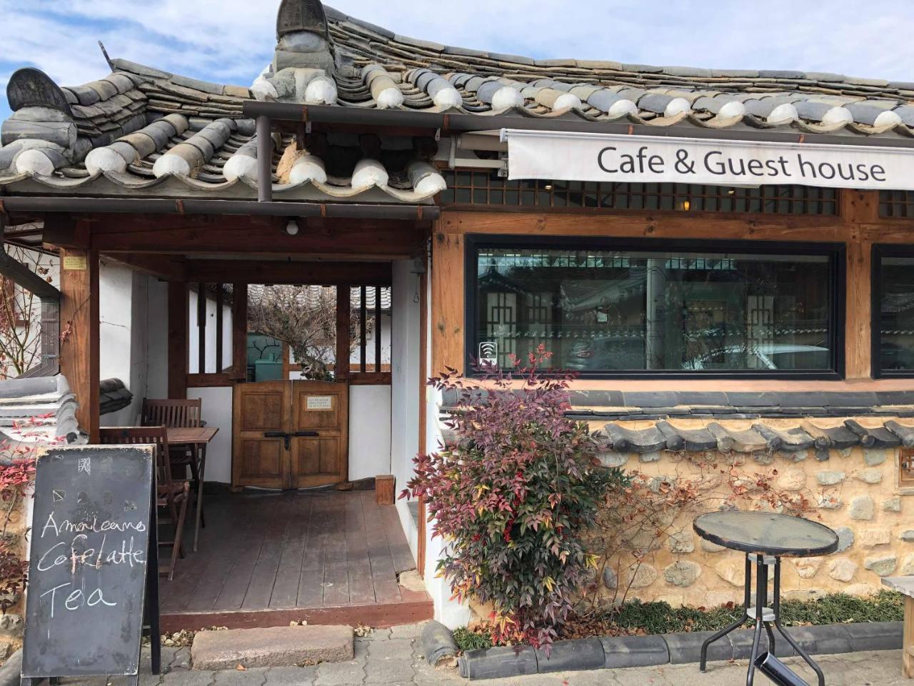 Floral Space Hanok Guesthouse Gyeongju Ngoại thất bức ảnh