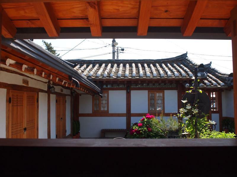 Floral Space Hanok Guesthouse Gyeongju Ngoại thất bức ảnh