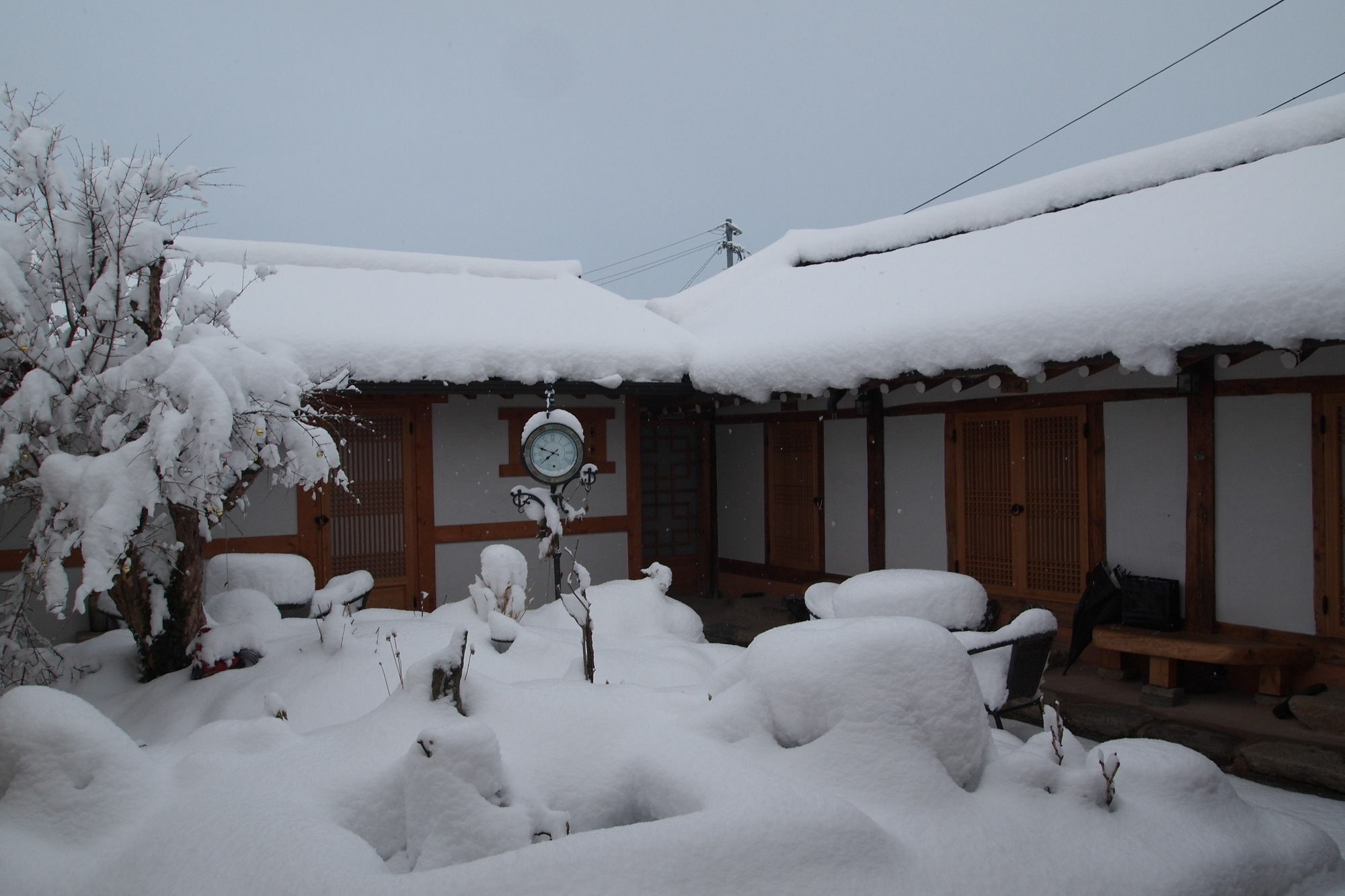 Floral Space Hanok Guesthouse Gyeongju Ngoại thất bức ảnh